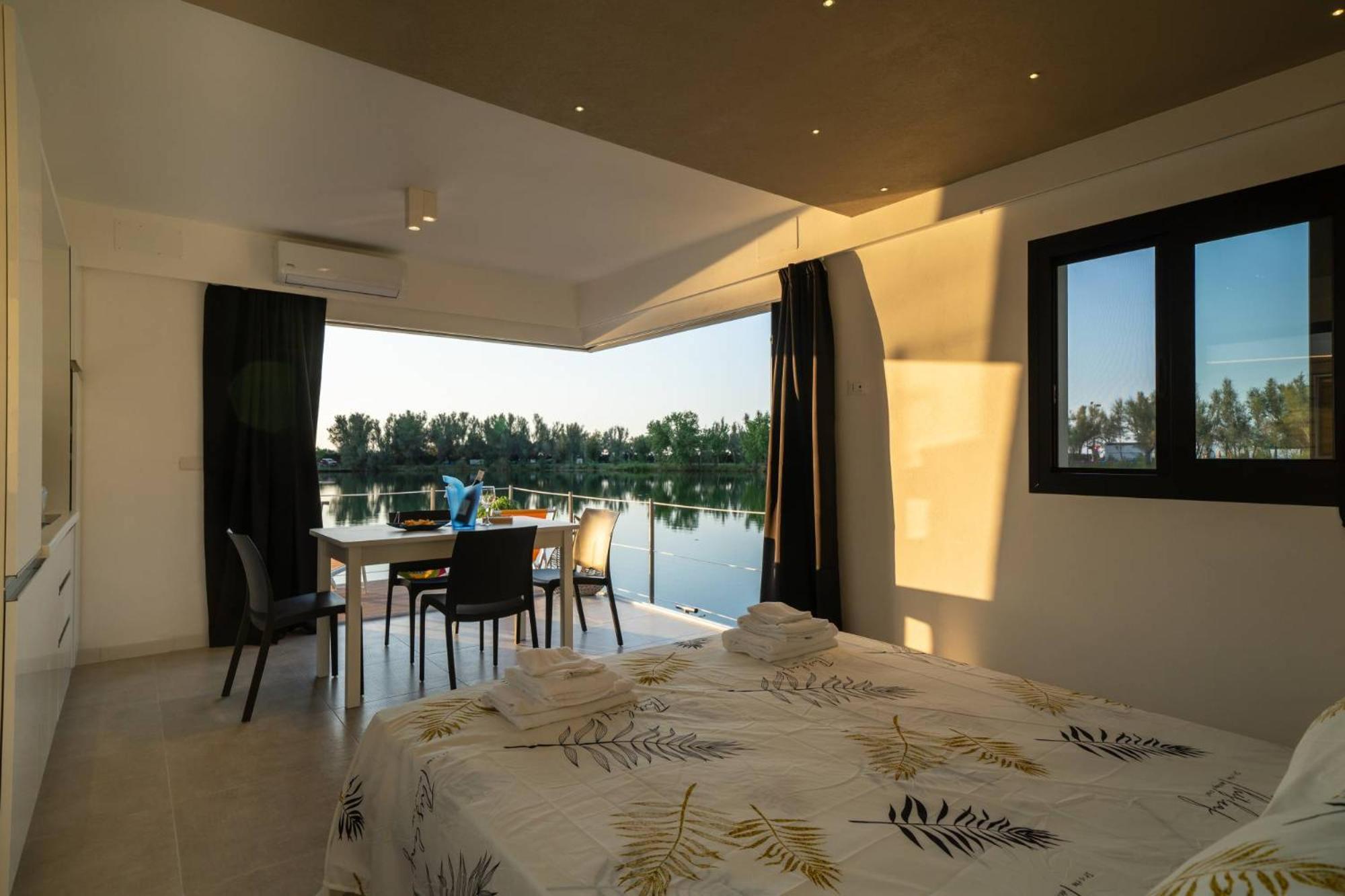 Village Lake Placid Silvi Marina Ngoại thất bức ảnh